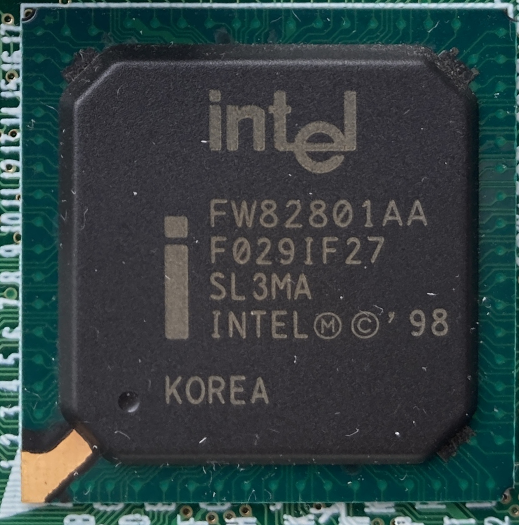 Intel 82810E Graphics Controller